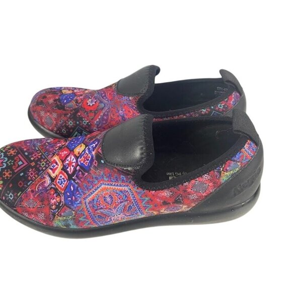 Alegria By PG Lite  Eden Beauty Blur Multi Color Slip On  Clogs Size 7. - Picture 2 of 8